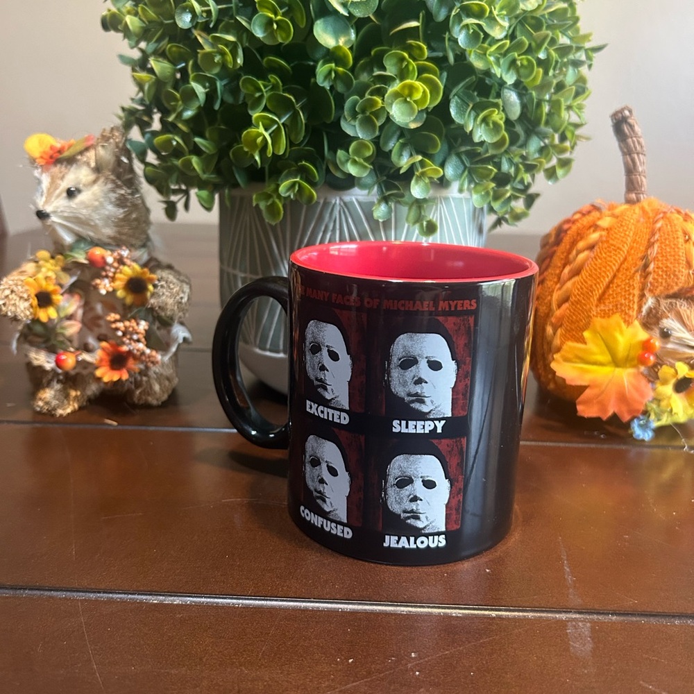 Halloween extra large Coffee mug NWOT
